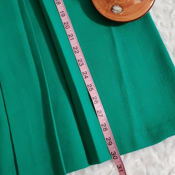 RRRRRUSS Div. of Russ Togs VINTAGE green pleated skirt side button detail 14 NWT - Picture 7 of 9